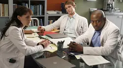 Dr House  S03E16 L'homme de ses rêves