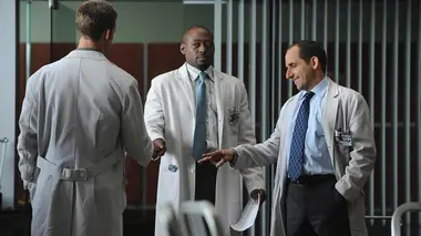 Dr House S07E01 On fait quoi maintenant ?