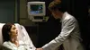 Allison Cameron dans Dr House S01E01 Les symptômes de Rebecca Adler (2004)