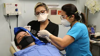 Dr Pimple Popper Kystes par centaines