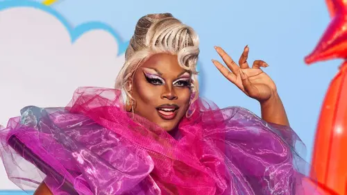 Drag Race France : portrait Afrodite Amour