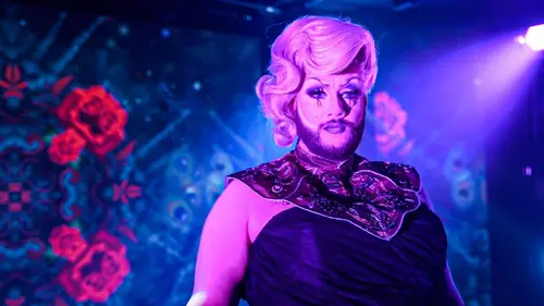 Drag Save the Queen