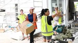 Dream Home Australië QLD: Round 1 Renovations Underway