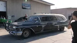 Drive S04E07 Le corbillard et la malédiction de Witchita