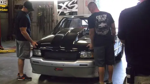 Drive S04E08 Qu'ils mordent tous la poussière !