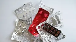 Drogue, dollars, diplomatie : la valse albanaise