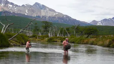 Dual Survival Embourbés dans le marais