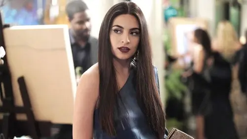 Dynastie S02E10 Une envie de champagne