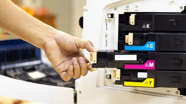 Recycler nos piles, réinventer le TGV : la science en action !