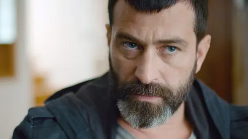 Casting East Side S01E08