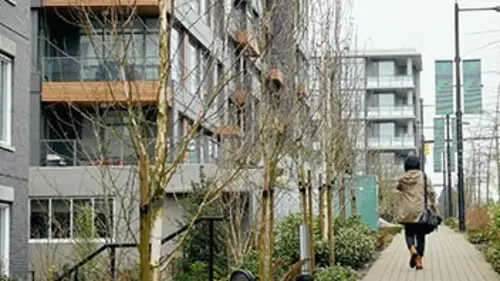 Echo-logis S04E04 Vancouver, «Du campus à la ville»