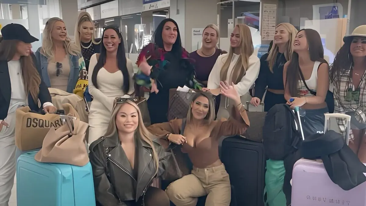 Echte meisjes in de jungle In de jungle