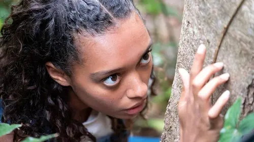 Eden S01E06 Katia