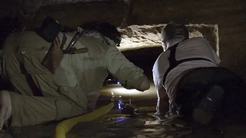 Egypte : chasseurs de tombes S01E02