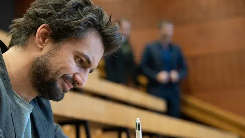 Einstein : équations criminelles S02E08 Compression en streaming