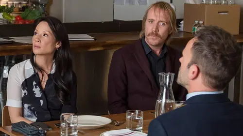 Elementary S02E07 Madame la marquise