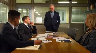 Elementary S07E09 Le doux parfum de l'herbe