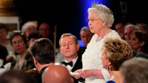 Elizabeth II Gloire et bonheur