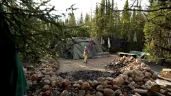 Elle est sous le Meteshan