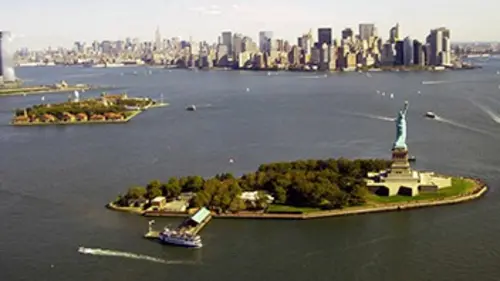 Ellis Island, une histoire du rêve américain