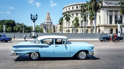 Elvis : le King du moteur S01E05 Dragsters Cubains