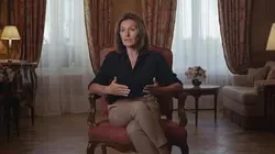 Elysée : neuf femmes aux marches du palais