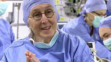 Francine Leca, le coeur sur la main