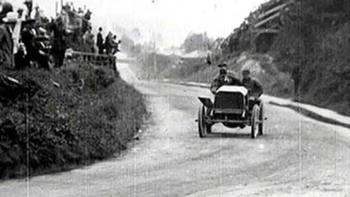 En ce temps-là... E11 Toujours plus vite