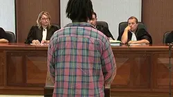 Visuel de En direct du tribunal