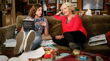 En famille S04E145 Pauv' choupinou / L'habit fait le Seb / Point de non-retour / Trois minutes