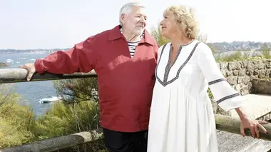 En famille S08E00 Vacances en Bretagne