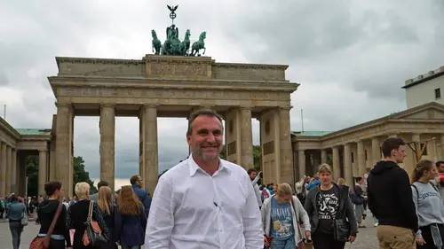 En immersion avec Michael Ware A la poursuite des espions iraniens