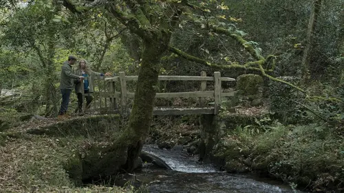 En marge du monde S01E02 Emma Orbach - Pays de Galles