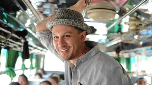 En marge du monde S01E09 Éternels nomades - Thaïlande