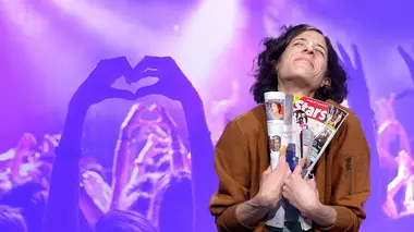 Pourquoi idolâtrons-nous les célébrités ?