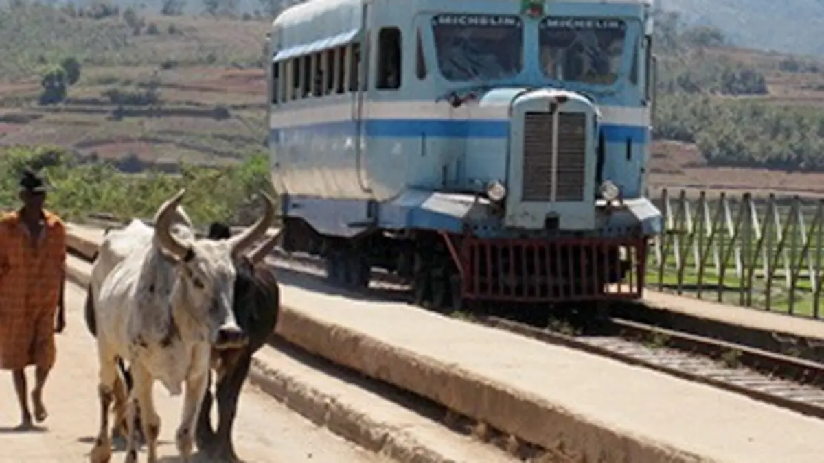 En train à travers S09E03 Madagascar