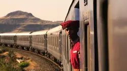 Visuel de En train à travers... L'Inde