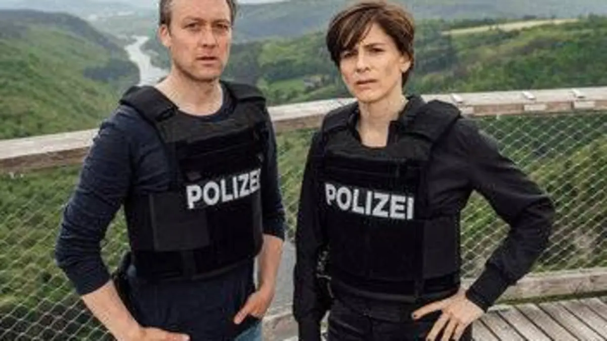 Casting En vérité : L'amour rend aveugle