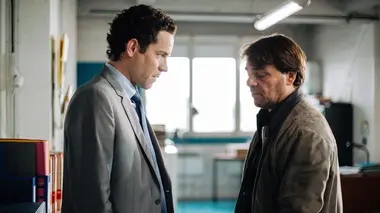 Engrenages S07E11 Episode 11