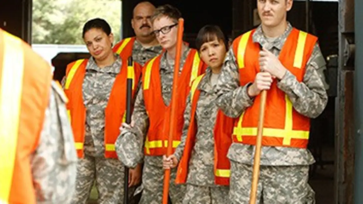 Enlisted S01E07 L'étoffe des héros