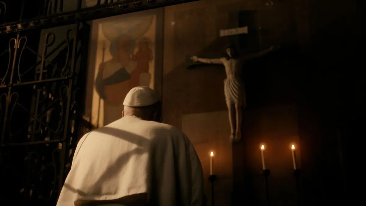 Enquête au Vatican : le pape et le diable Après l'Ouest, le mal venu de l'Est