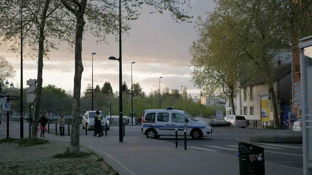 Enquête d'action Violences à Nantes : le grand défi des policiers et des habitants