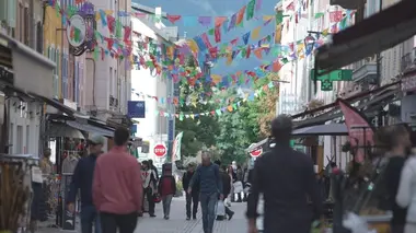 Vacances dans les Alpes : les gendarmes face au danger (1/2)
