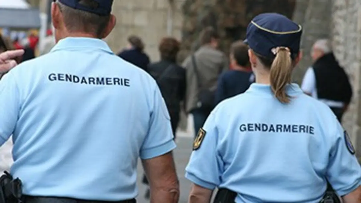 Enquête d'action Gendarmes contre trouble-fêtes : vacances agitées dans le Sud-Ouest