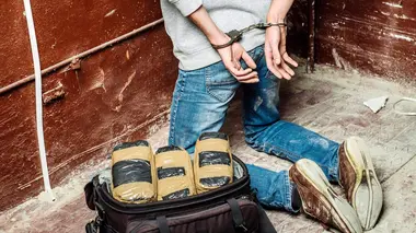 Narcotrafic : les nouveaux barons de la drogue en France