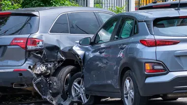 Enquête d'action Gendarmes de Cannes : vols, accidents et faux billets