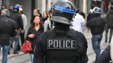 Enquête d'action Gendarmes des Bouches-du-Rhône : quand les vacances dérapent !