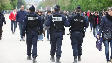 Enquête d'action Paris sous tension : en immersion avec la brigade des stups
