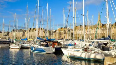 Enquête d'action Policiers de Saint-Malo : premier rempart contre la délinquance