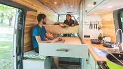 Enquête exclusive Van Life : les nouveaux hippies connectés d'Amérique
